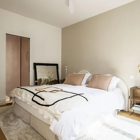 Appartement Luxurious Parisian Style In Pi