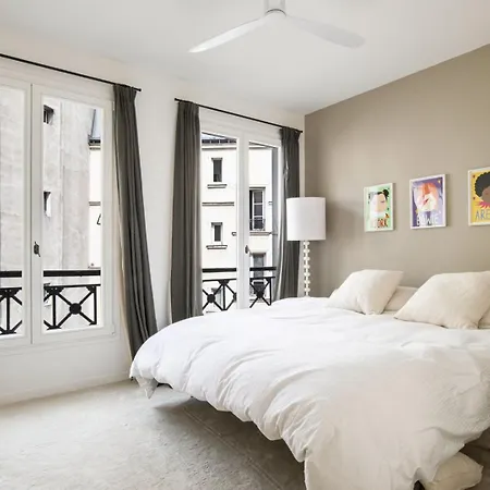 Luxurious Parisian Style In Pi