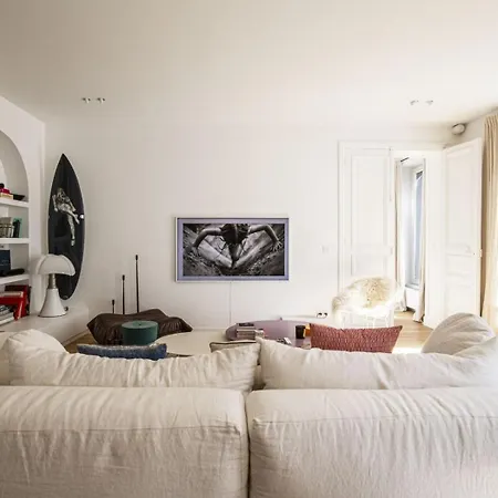 Appartement Luxurious Parisian Style In Pi *